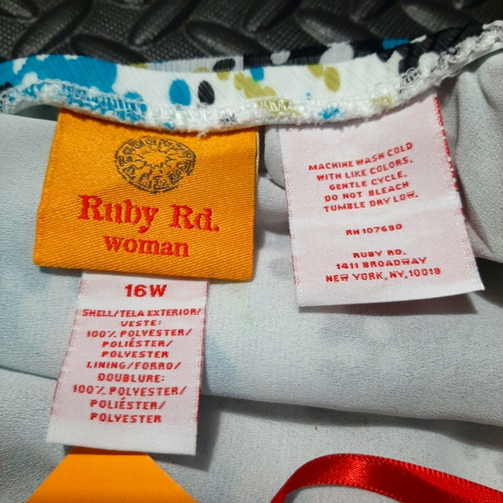 Ruby Rd. Skirt size 16W - Picture 4 of 5